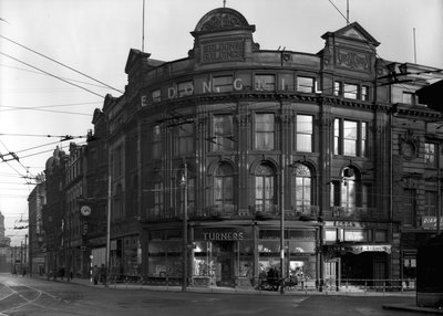 Blick auf Turners Fotostudio und Geschäft in der Blackett Street, Newcastle upon Tyne, Februar 1950 von Unbekannt Unbekannt